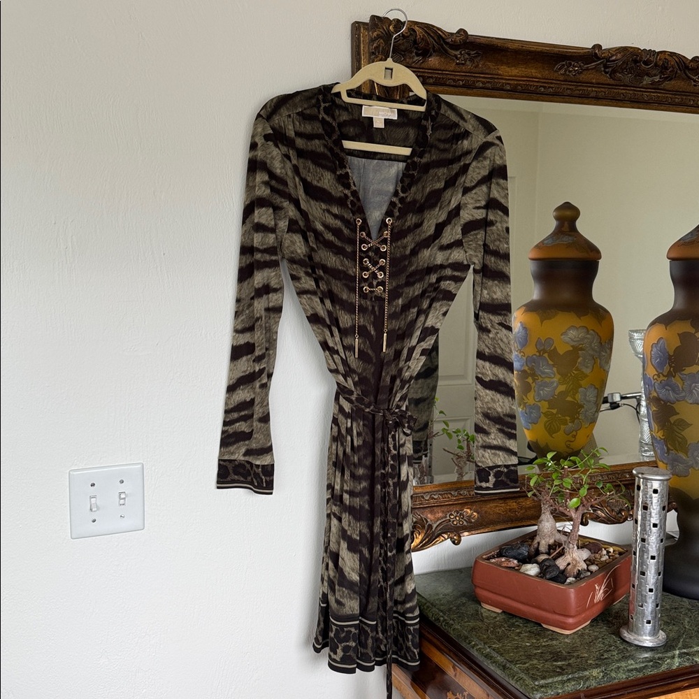 Michael Kors Leopard Print V-Neck Dress